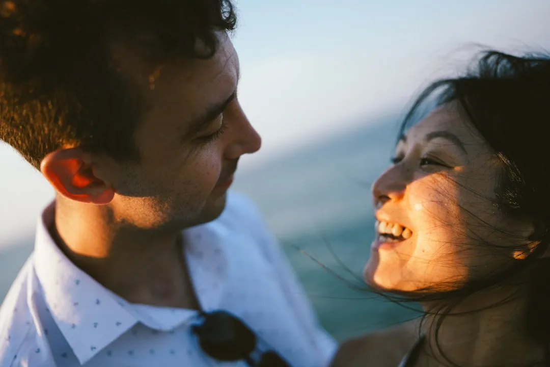 Silence radio pour sauver son couple : un outil puissant de transformation